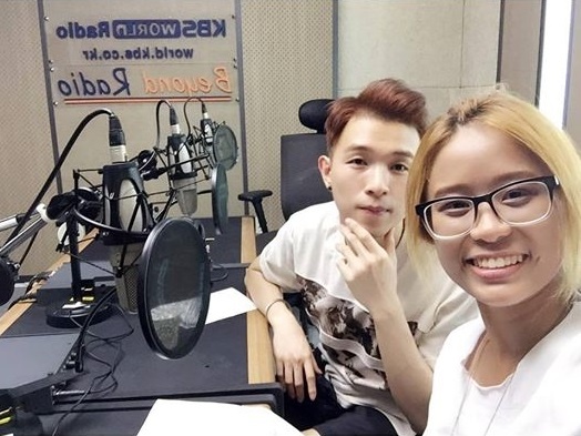 Truong nhom St.319 duoc dai KBS Han Quoc moi phong van hinh anh