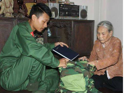 Anh len duong theo tieng goi cua To quoc hut 210.000 like hinh anh