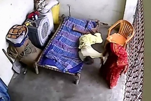 Con dau danh me chong gay phan no hinh anh