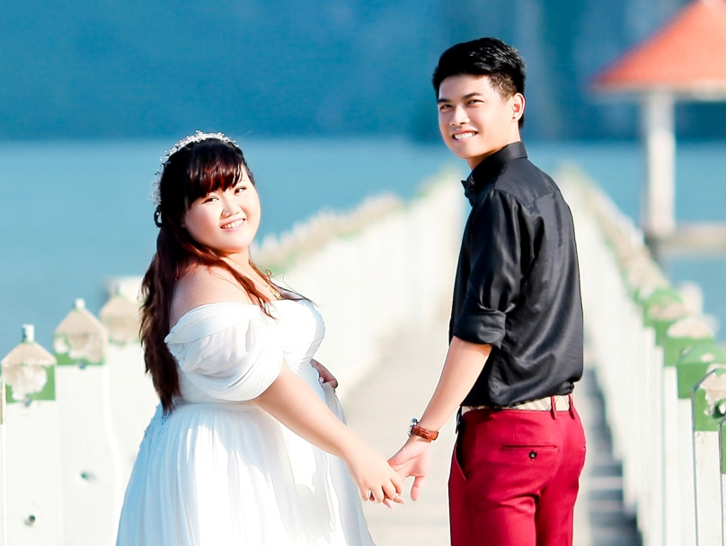 Anh cuoi cua 9X Quang Ninh va 'vo beo' nang hon 30 kg hinh anh