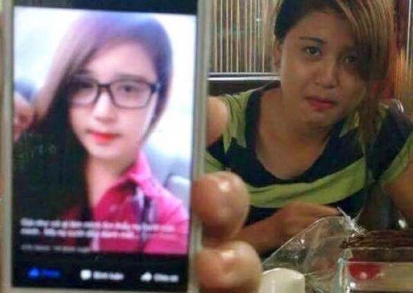 Trao luu khoe anh 'Facebook va doi thuc' hinh anh