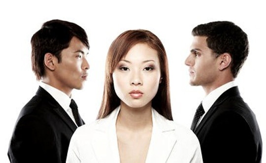 Chong Tay, dan ong Viet: Ai tot hon? hinh anh