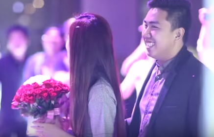 Man cau hon o nha hang cua chang trai Da Nang hinh anh