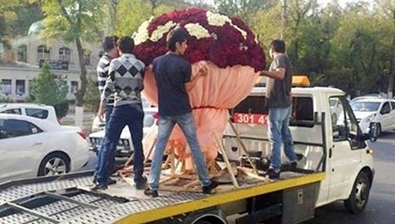 Trai tre si tinh chi gan 80 trieu mua hoa tang ban gai hinh anh