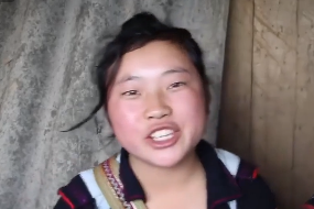 Clip tre con Sa Pa noi tieng Anh nhu gio hinh anh