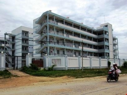 Ky tuc xa tram ty xay xong de… co moc hinh anh