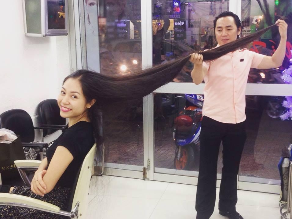 Co gai Ha Noi gap rac roi voi mai toc dai 1,7 m hinh anh