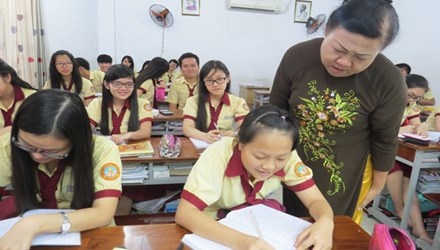 Hoc sinh hao hung voi de thi mo hinh anh