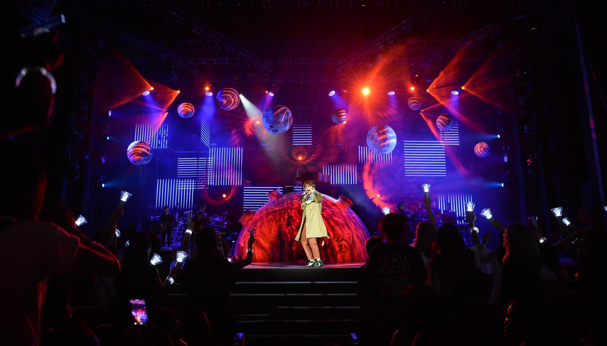 Show Vu Cat Tuong tai Ha Noi anh 3