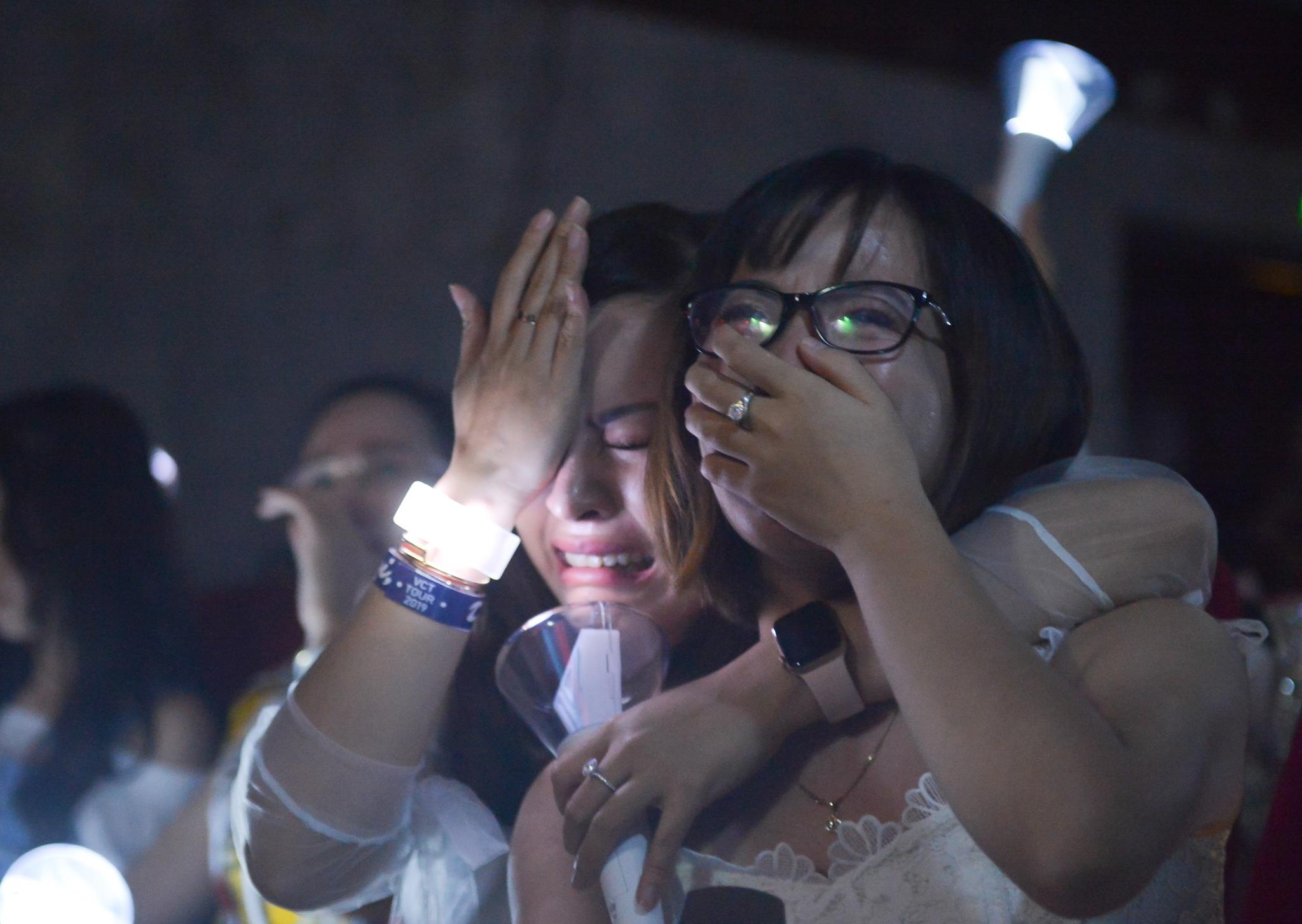 Show Vu Cat Tuong tai Ha Noi anh 9