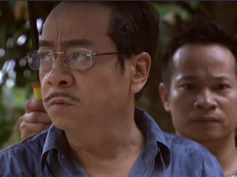 Chuyen nguoi dong the o 'Nguoi phan xu' nhan cat-xe 300.000 dong/ngay hinh anh