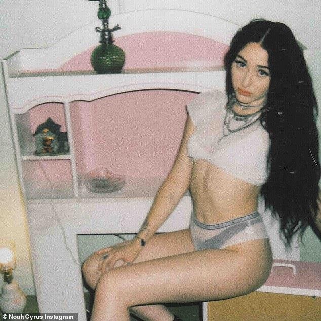 Noah Cyrus dong Hannah Montana anh 7