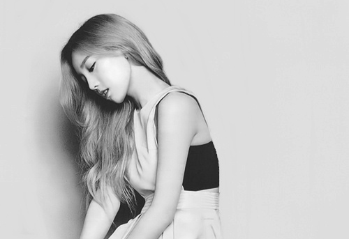 Taeyeon khien fan lo lang khi tam trang bat on hinh anh