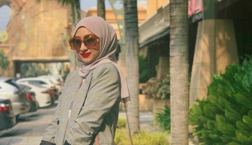 Ca si Malaysia bi nghi nhiem virus corona sau khi tro ve tu Trung Quoc hinh anh