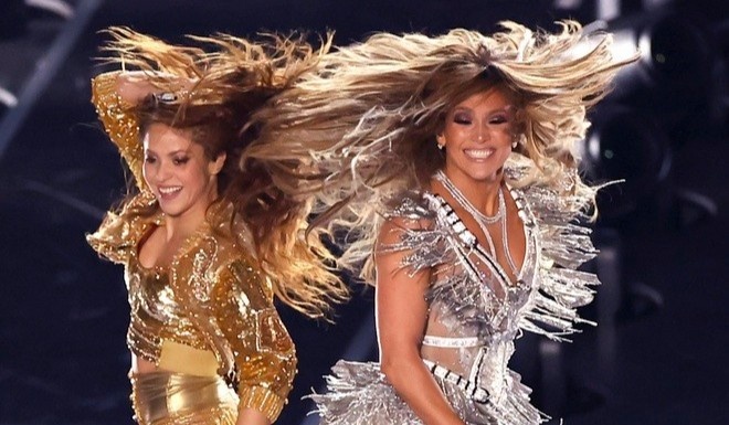 Man trinh dien o Super Bowl cua Shakira va Jennifer Lopez la hat nhep? hinh anh