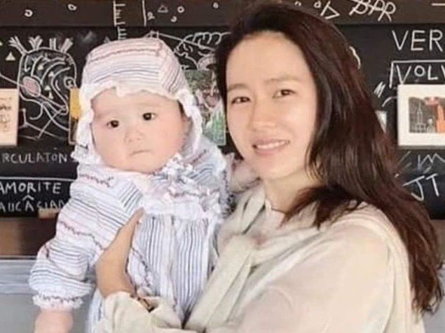 Son Ye Jin se sinh con cho Huyn Bin trong 'Ha canh noi anh' hinh anh