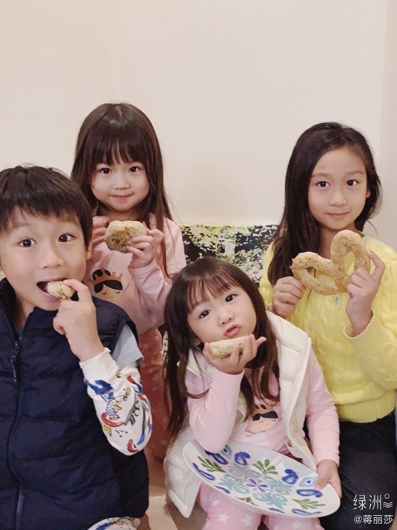 Tran Hao Dan khoe can ho sang trong anh 7