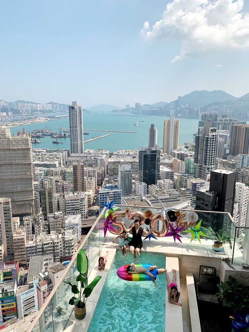 Tran Hao Dan khoe can ho sang trong anh 4