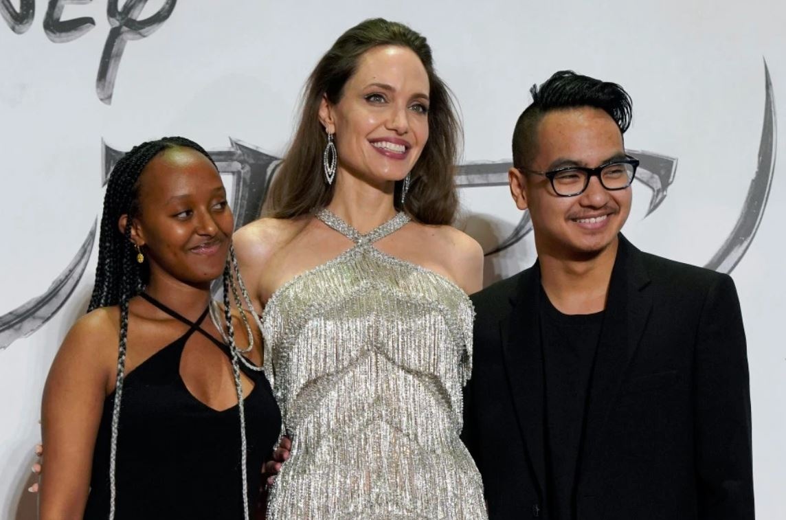 Angelina Jolie va cac con cach ly tai nha sau khi Maddox tro ve tu Han hinh anh