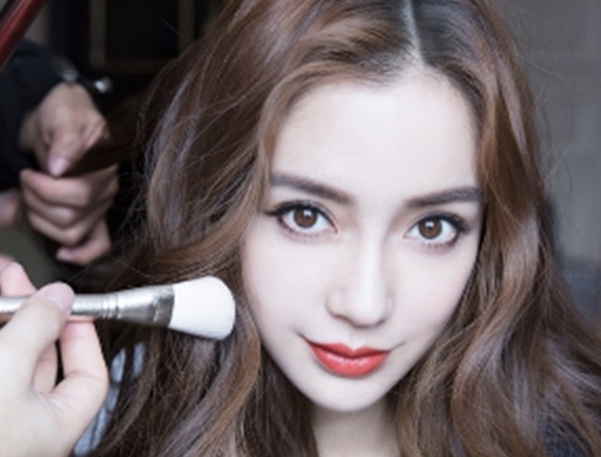 Thu nhap cua nghe si Trung Quoc bi siet the nao? hinh anh