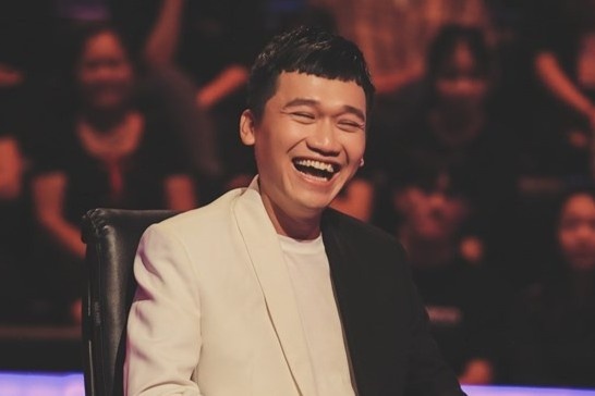 Xuan Nghi gay cuoi khi goi nho Trung Ruoi ho tro o Ai la trieu phu hinh anh