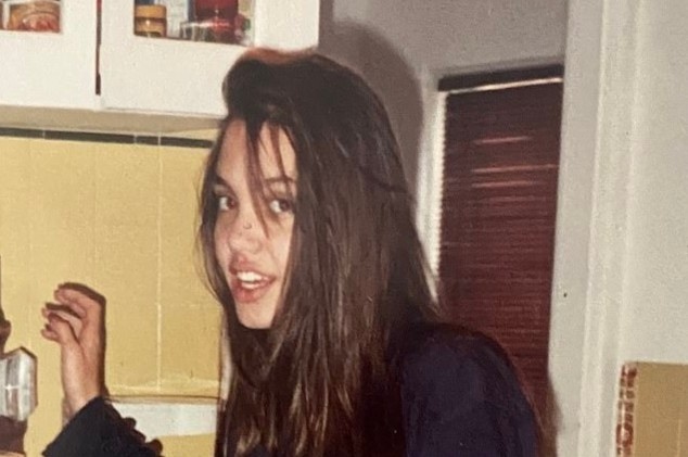 Anh thoi tre chua tung duoc tiet lo cua Angelina Jolie hinh anh