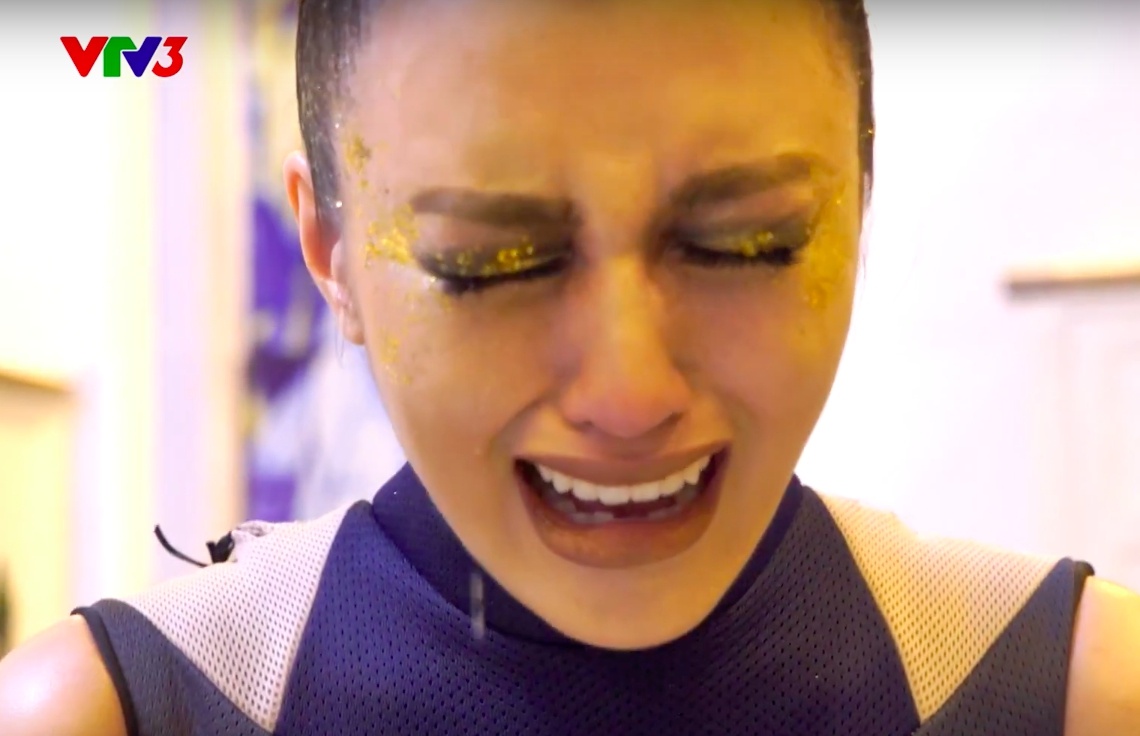 Thi sinh bo ve o The Face: 'Toi dau truoc quyet dinh cua Hoang Thuy' hinh anh