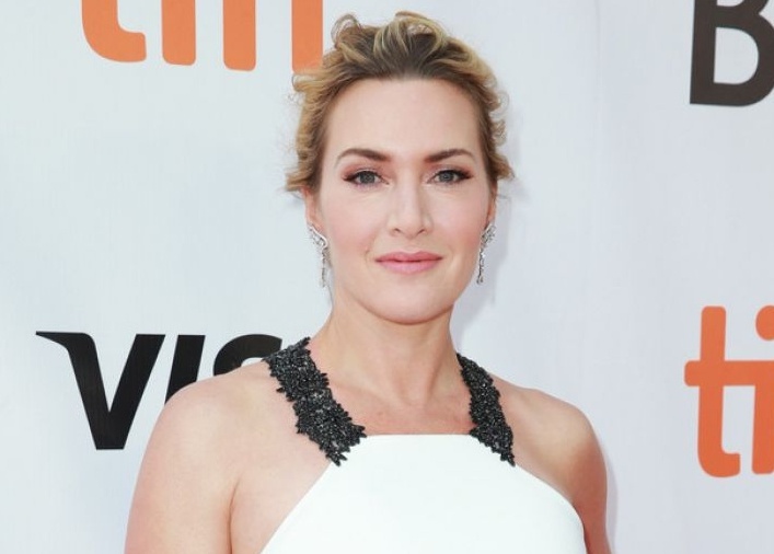 Kate Winslet: 'Toi mang theo Leonardo DiCaprio suot cuoc doi' hinh anh