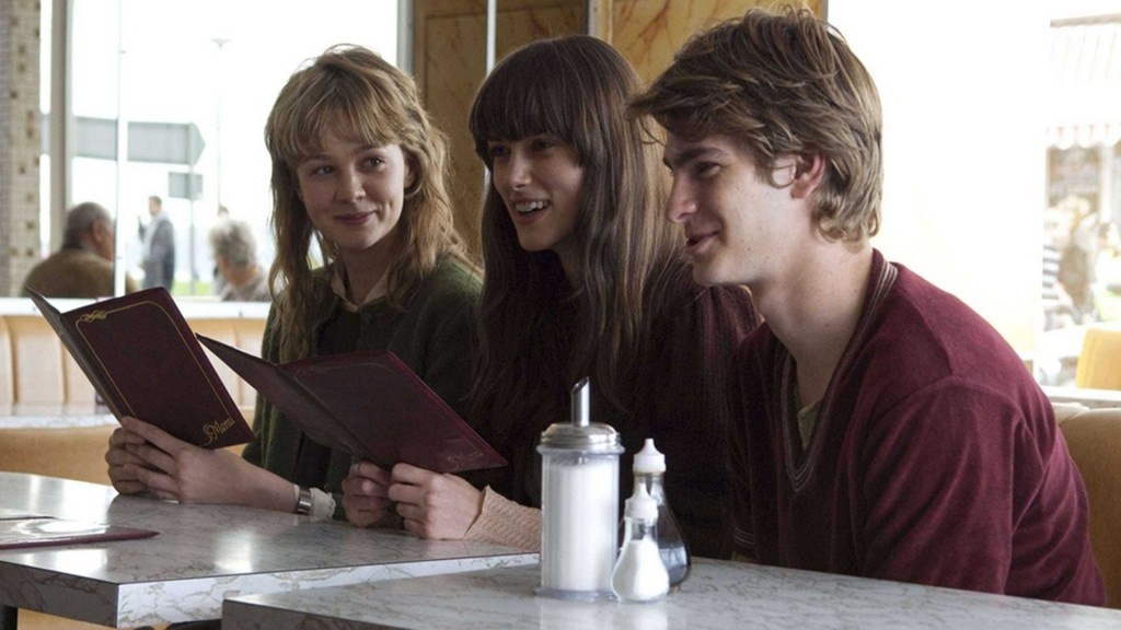 Nhà văn Kazuo Ishiguro, giải Nobel văn học, phim chuyển thể ảnh 3 Nha van Kazuo Ishiguro, giai Nobel van hoc, phim chuyen the anh 3