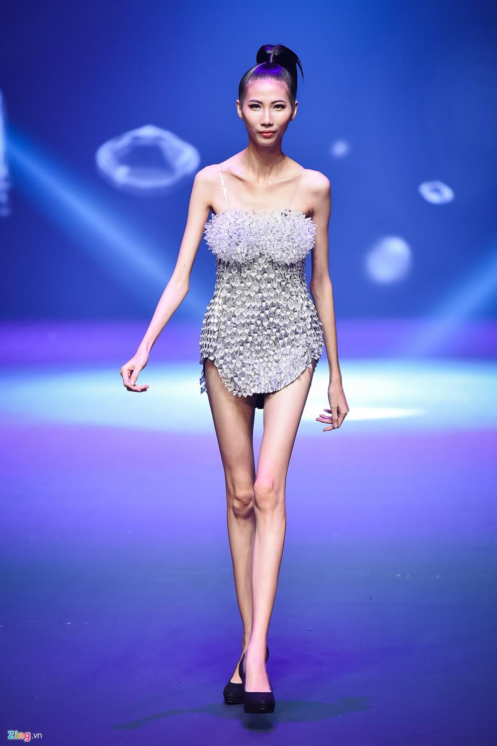 Hoa hau dai duong bi che anh 3