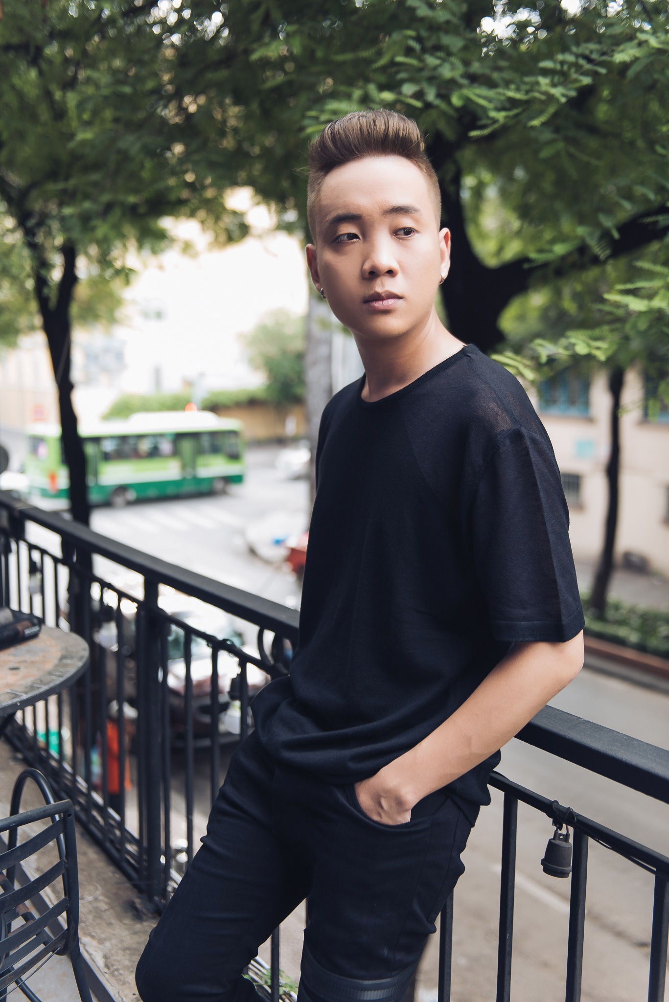 JustaTee tro lai anh 2