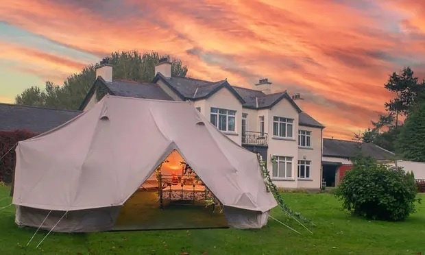 Khu nghi duong xin loi vi quang cao phan cam hinh anh