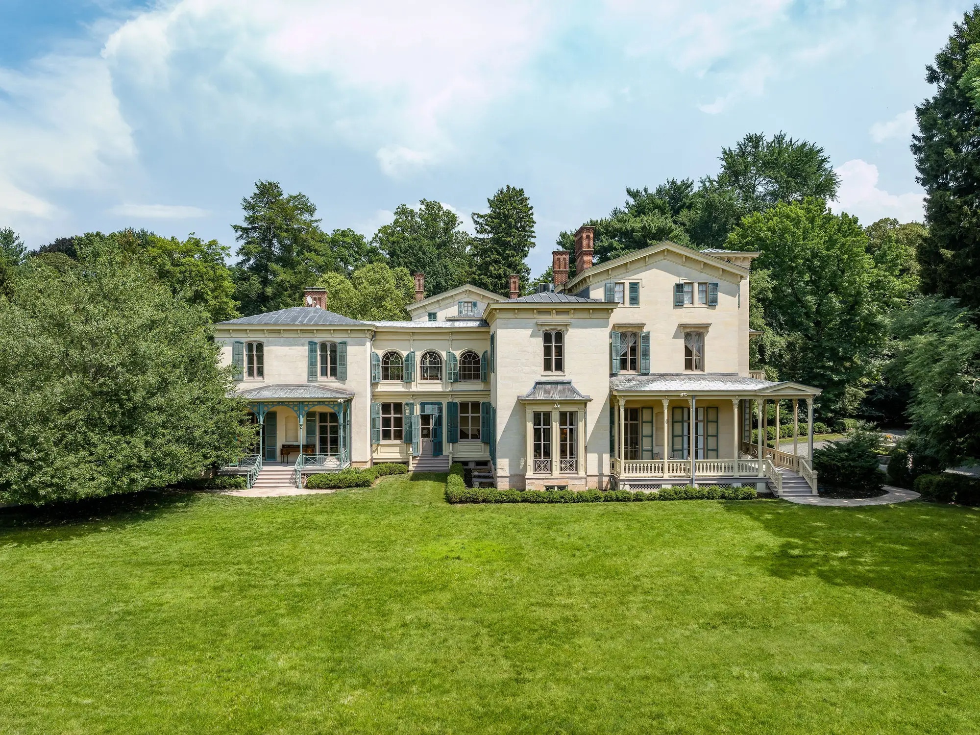 Biet thu 6,5 trieu USD cua nguoi sieu giau tren tau Titanic hinh anh