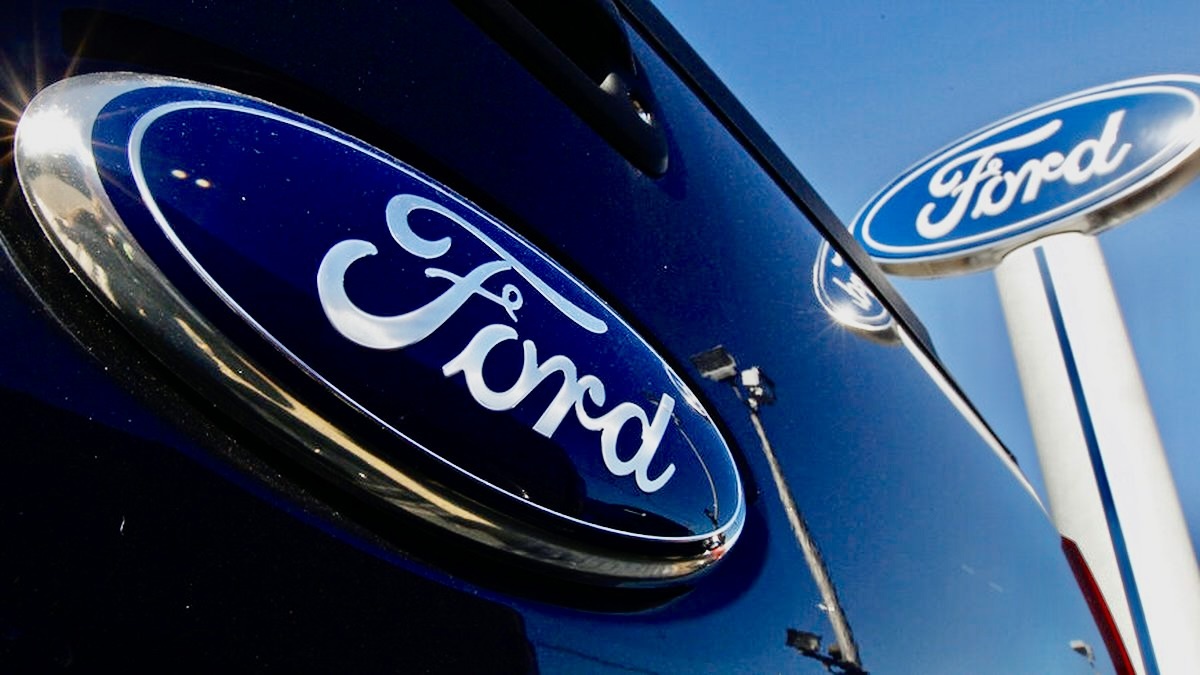 Ford ton that 1 ty USD vi thieu hut linh kien, phu tung hinh anh