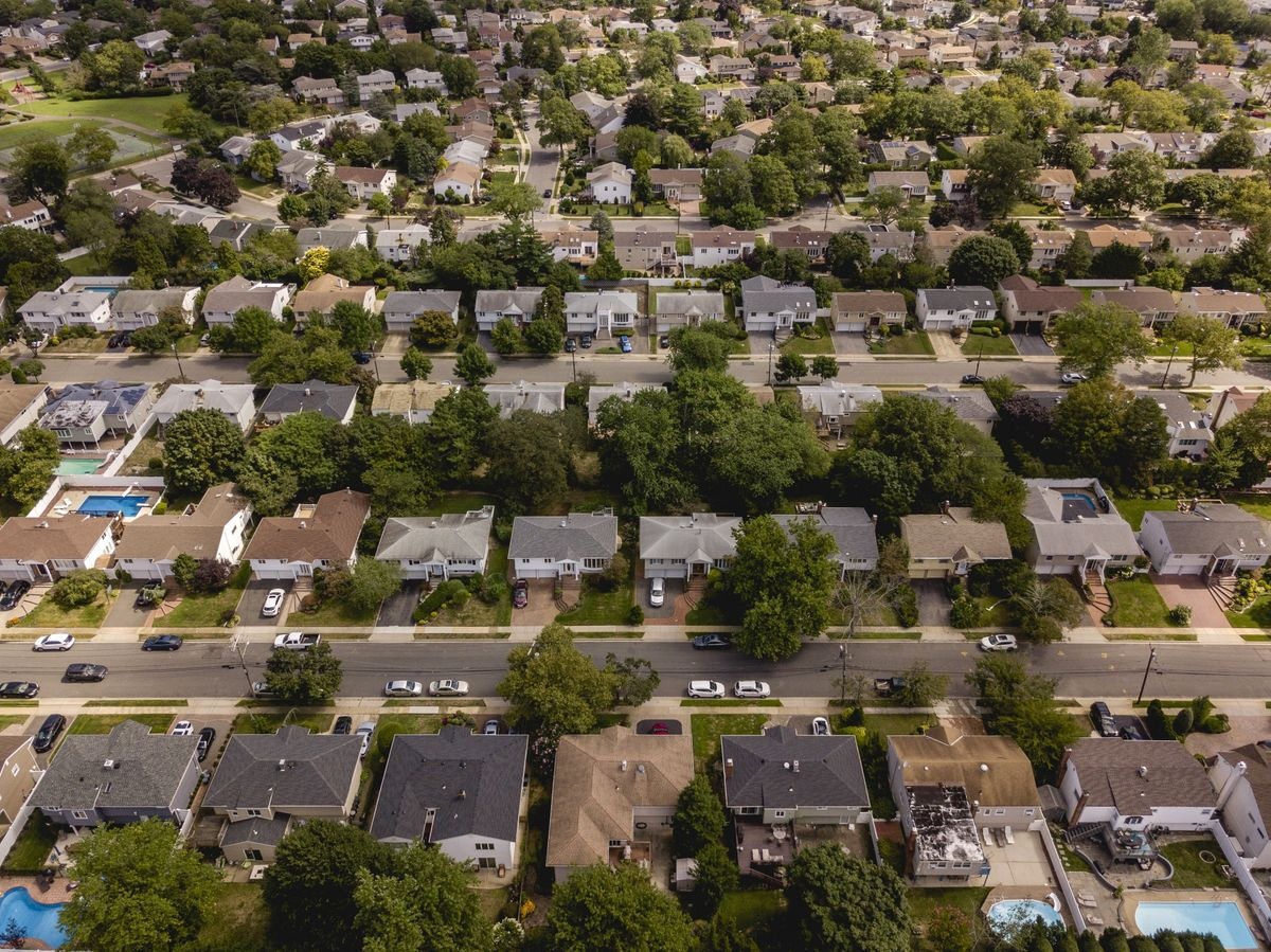 Bat dong san tai My e am hinh anh