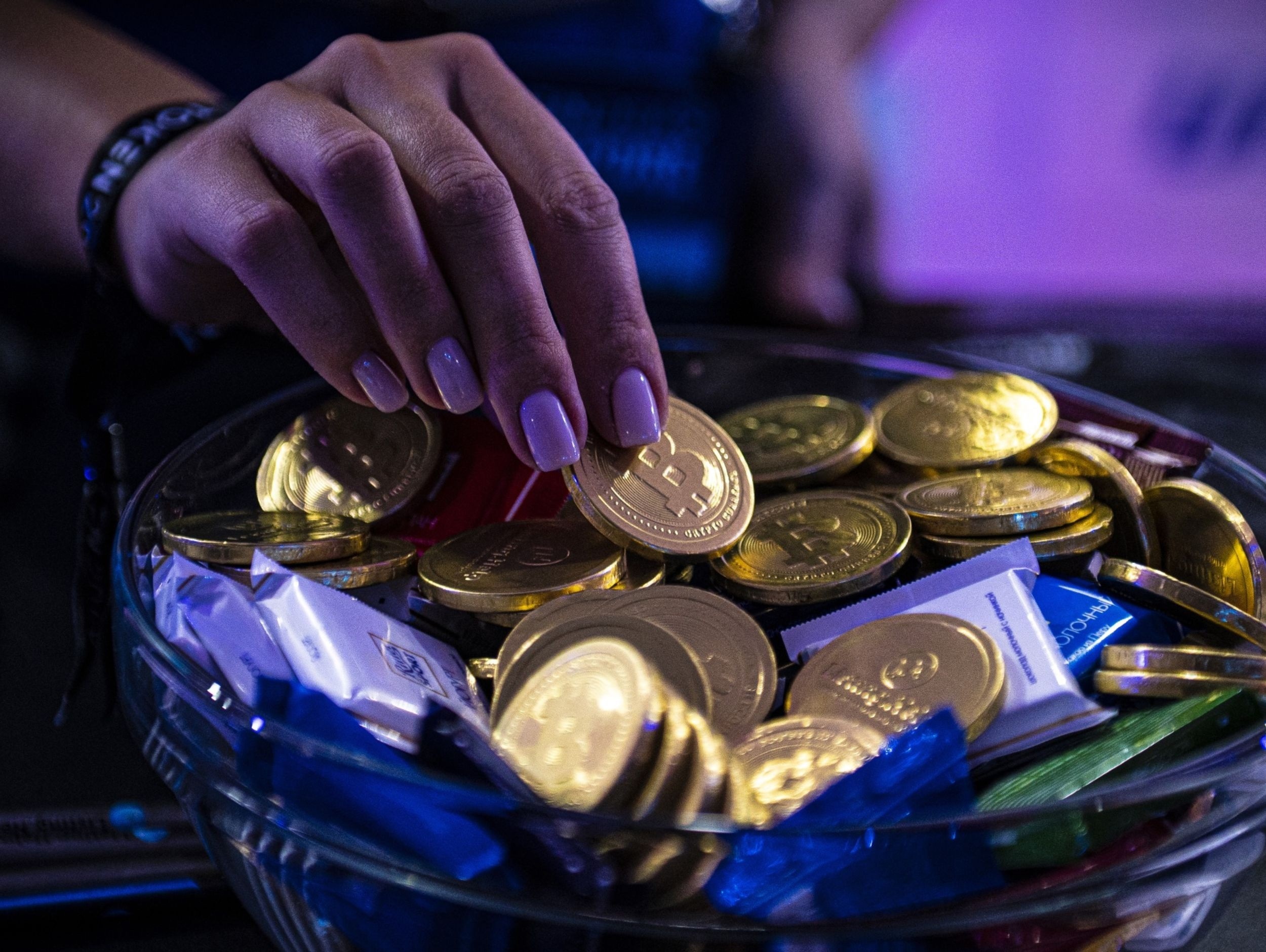 Tien ma hoa da di qua giai doan te nhat? hinh anh