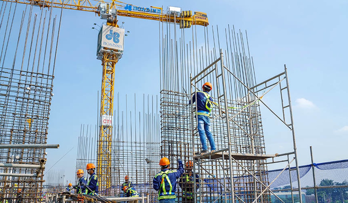 Loat nha thau phu cua Hoa Binh 'dinh cong' vi chua duoc tra no hinh anh