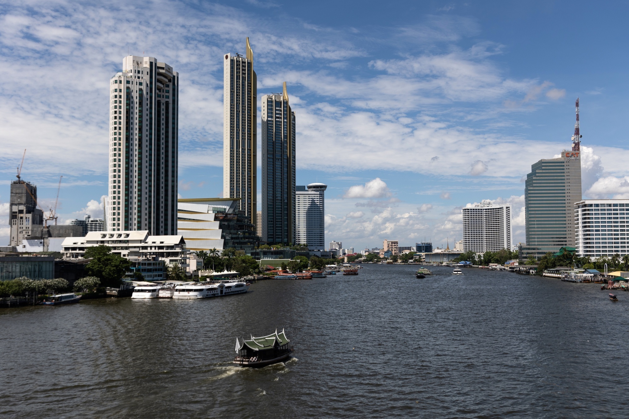 Nha dau tu Trung Quoc do xo mua bat dong san o Phuket hinh anh