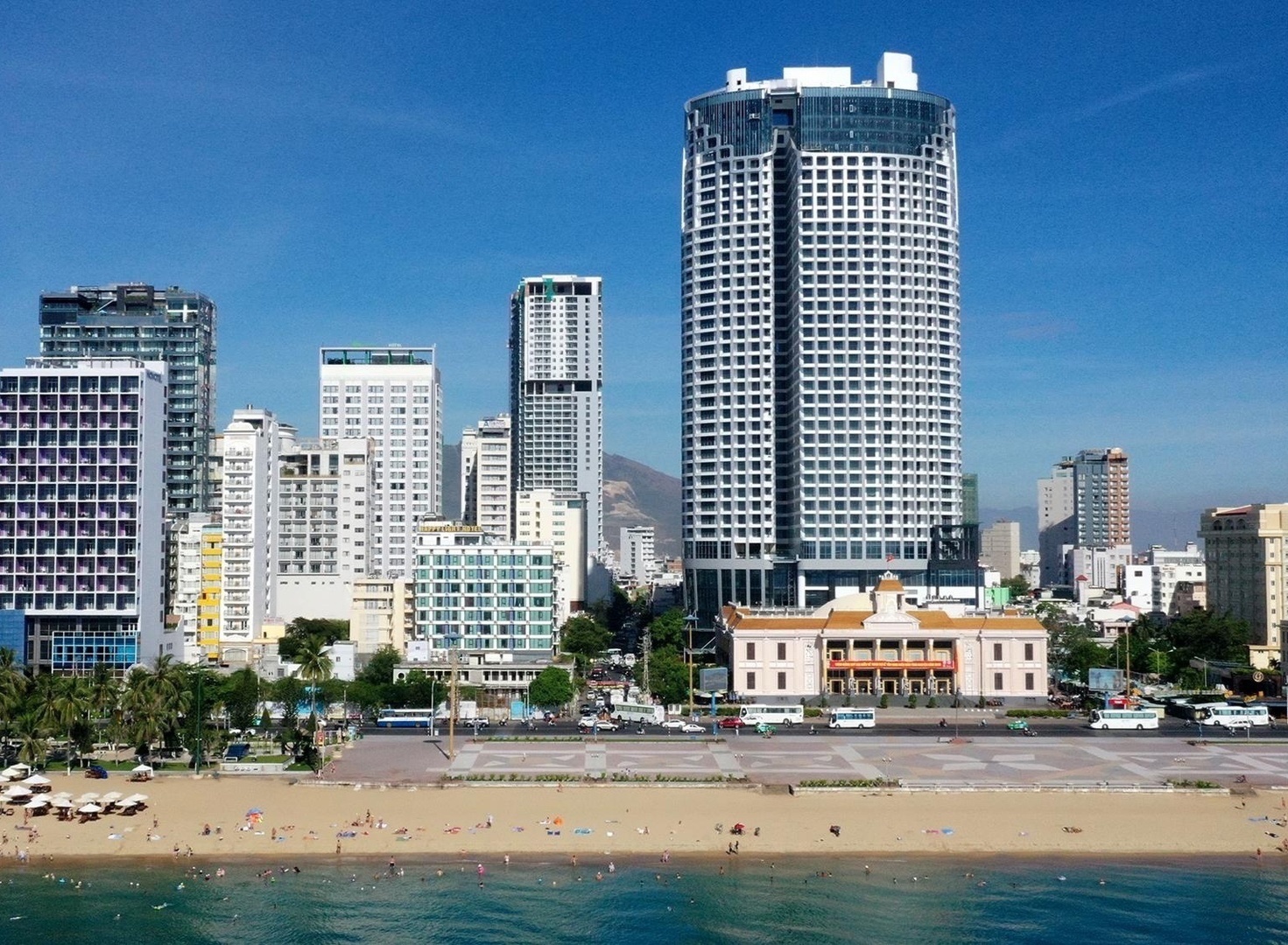 HoREA: Can co che dac thu de cap lai so hong cho condotel hinh anh