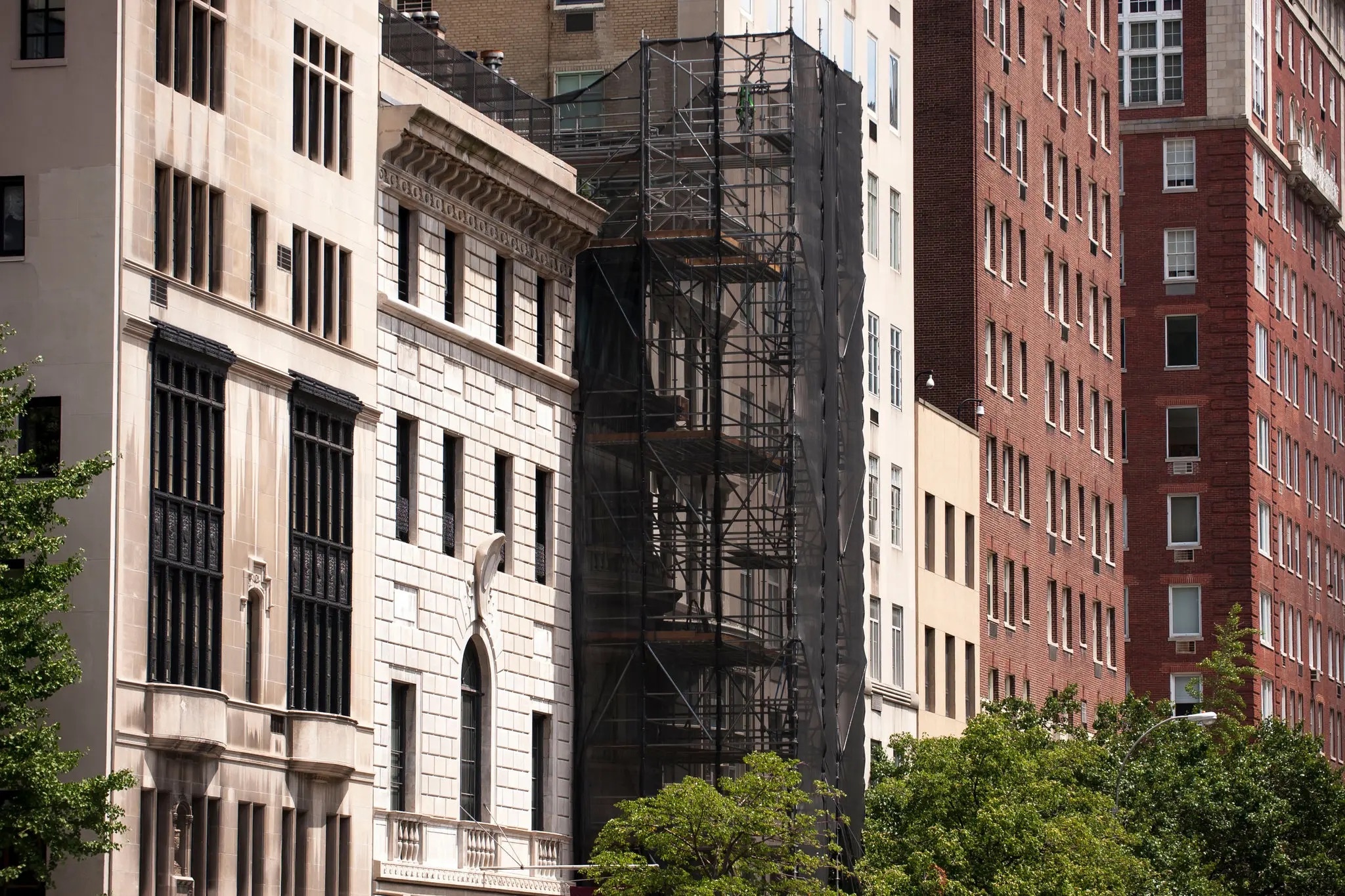 khung hoang nha o anh 1