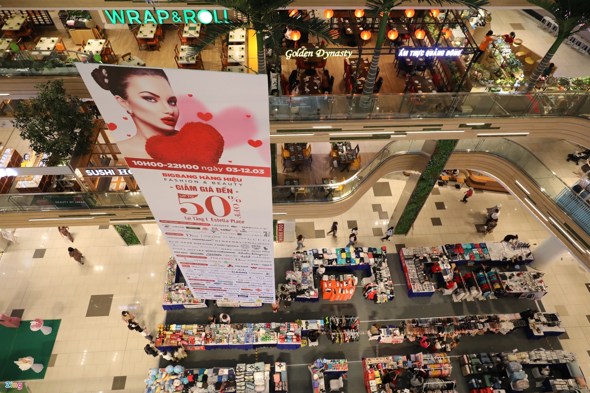 Bat dong san ban le soi dong hinh anh