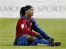 Man xanh 'het gia' cho Ronaldinho hinh anh