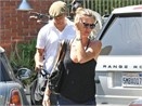 Gisele vui ve voi Tom hinh anh