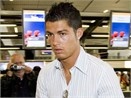 Ronaldo phot lo Paris Hilton hinh anh