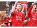 Rooney van 'khoe re'? hinh anh