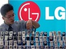 LG se danh bai Motorola vao nam 2010 hinh anh