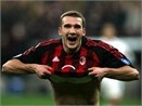 Clip ban thang cua Shevchenko cho Milan hinh anh
