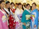 Thuy Duong duyen dang voi kimono hinh anh
