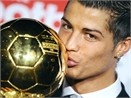 Ronaldo den Paris nhan 'Qua Bong Vang' hinh anh