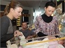 Vo Rooney tham benh vien mua Noel hinh anh